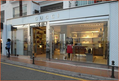 puerto banus Gucci